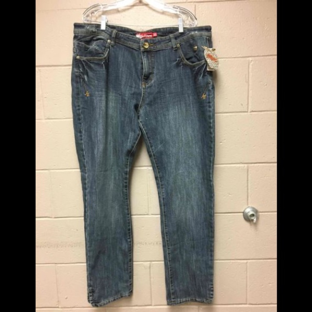 Womens Size 22 Apple Bottoms Curvy Jeans NWT